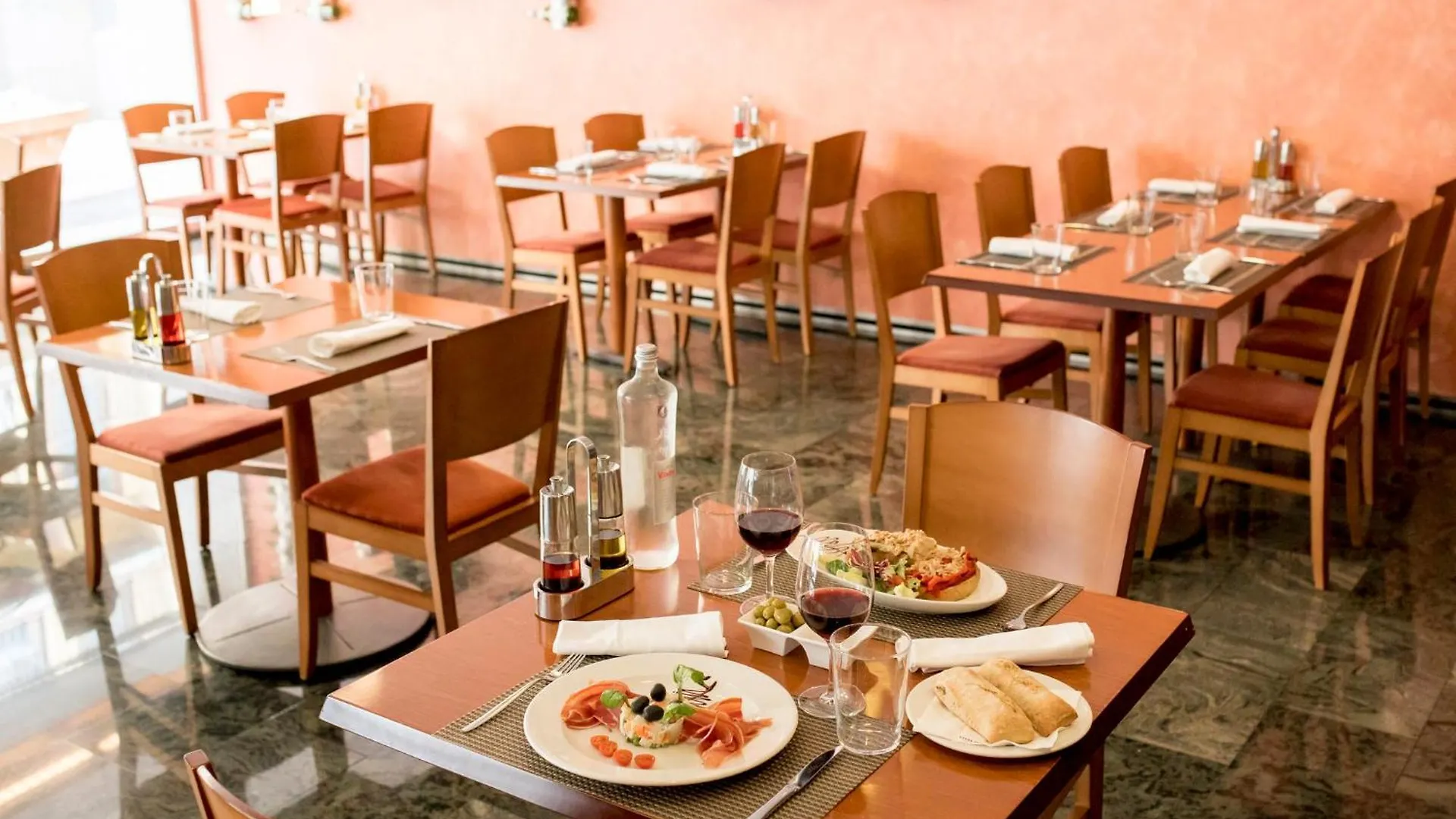 **** Hotel Sercotel Delfos Andorra Andorra