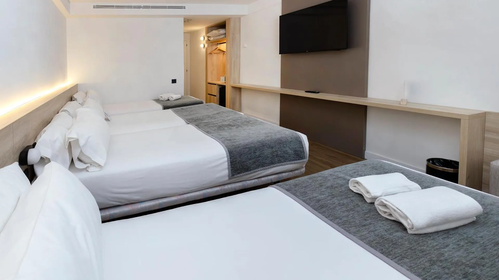 **** Hotel Sercotel Delfos Andorra Andora