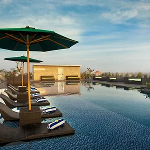 Grand Sovereign Kuta Bali Hotel