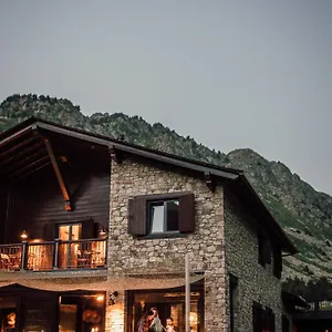 Отель L'ovella Negra Mountain